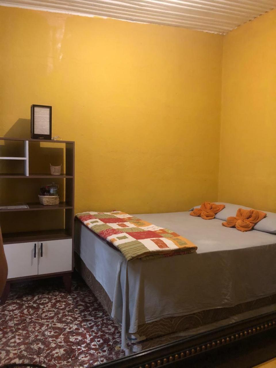 Hotel Alma Maya Antigua Bagian luar foto