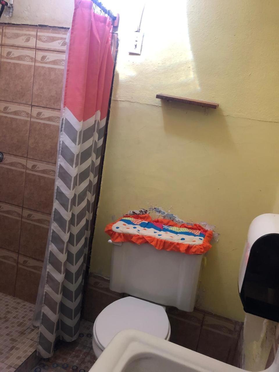 Hotel Alma Maya Antigua Bagian luar foto